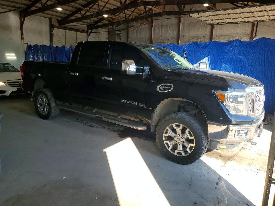 2016 Nissan Titan XD SL