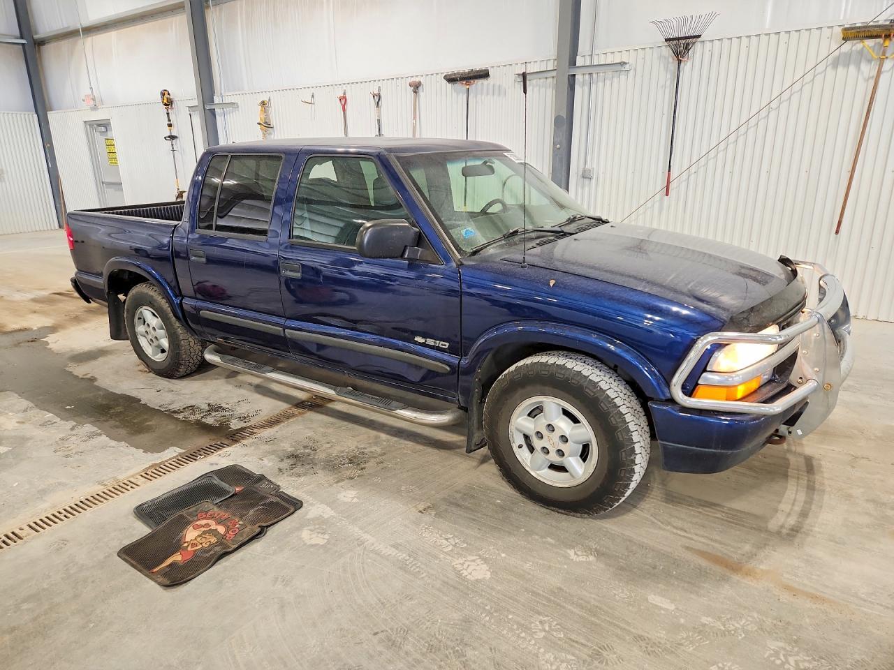 2004 Chevrolet S Truck S10