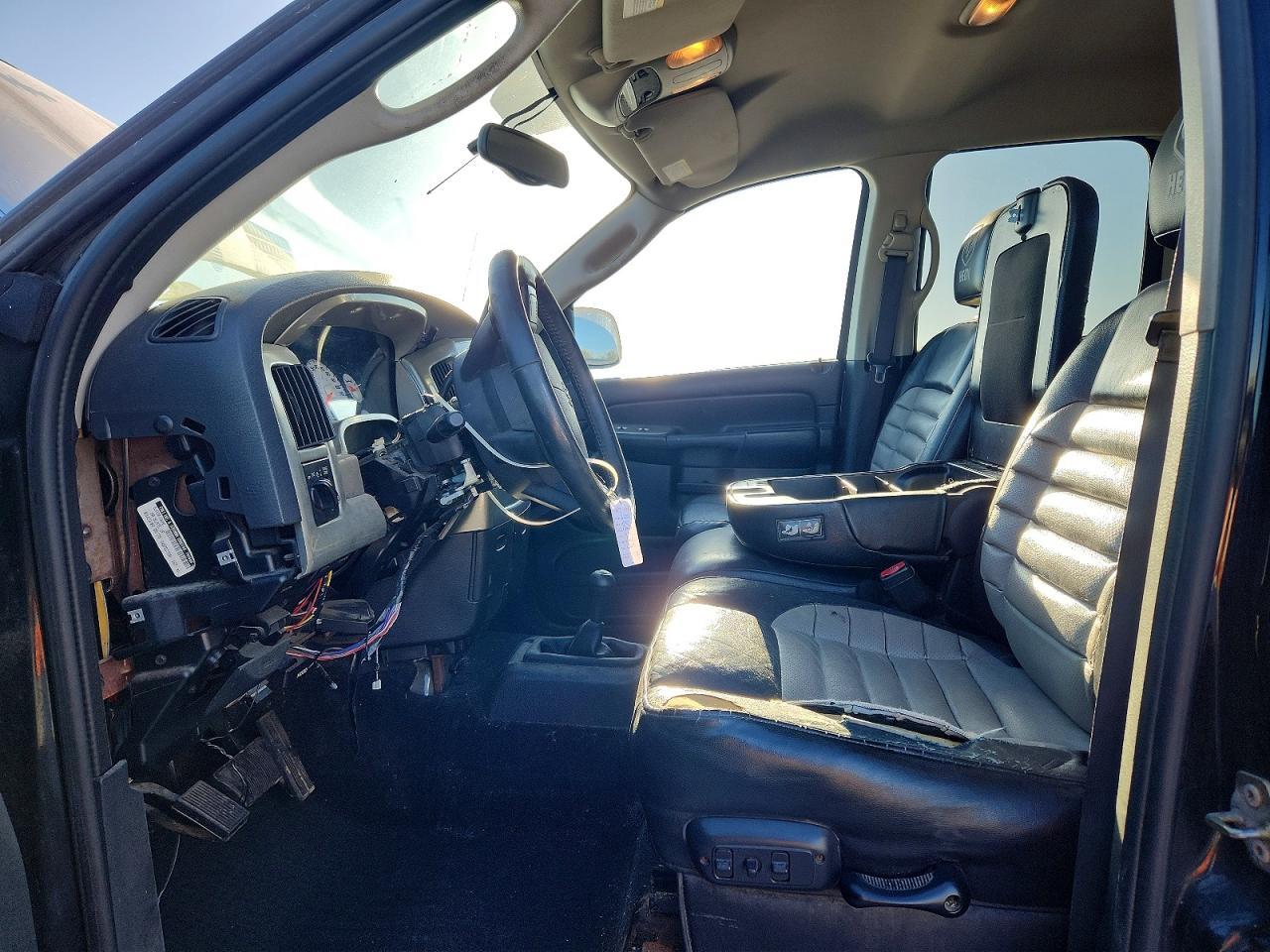 2004 Dodge RAM 1500 ST