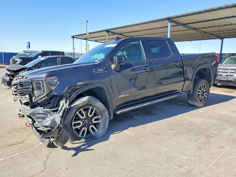 2023 GMC Sierra K1500 AT4
