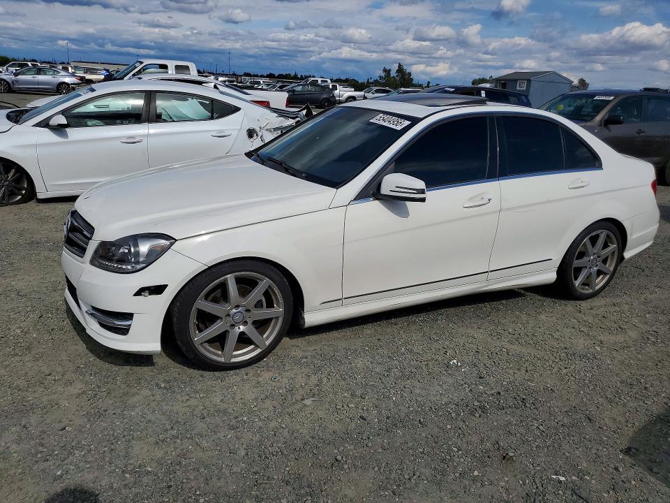 2014 Mercedes-Benz C 250