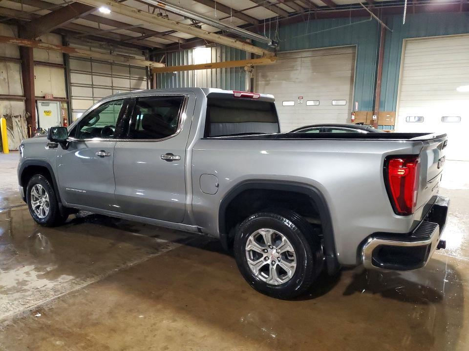 2025 GMC Sierra C1500 SLT