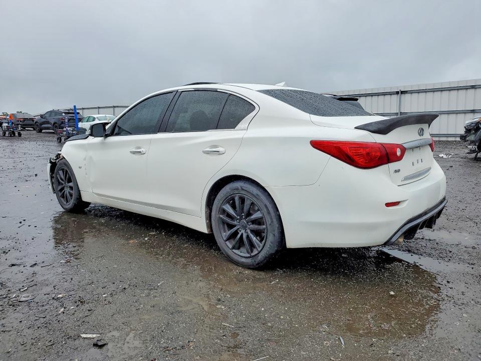 2015 Infiniti Q50 Premium