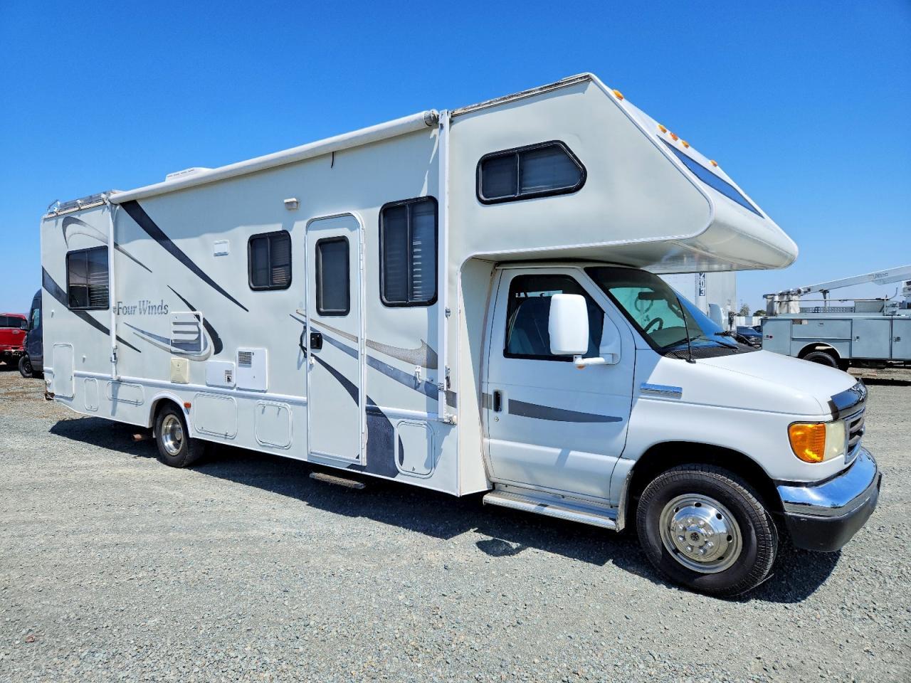 2006 Ford E450 Camper