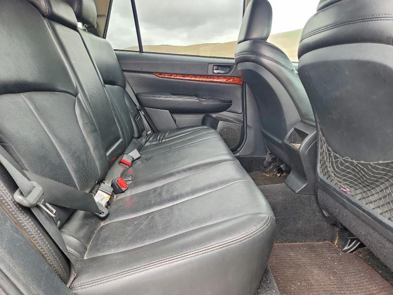 2010 Subaru Outback 2.5i Limited