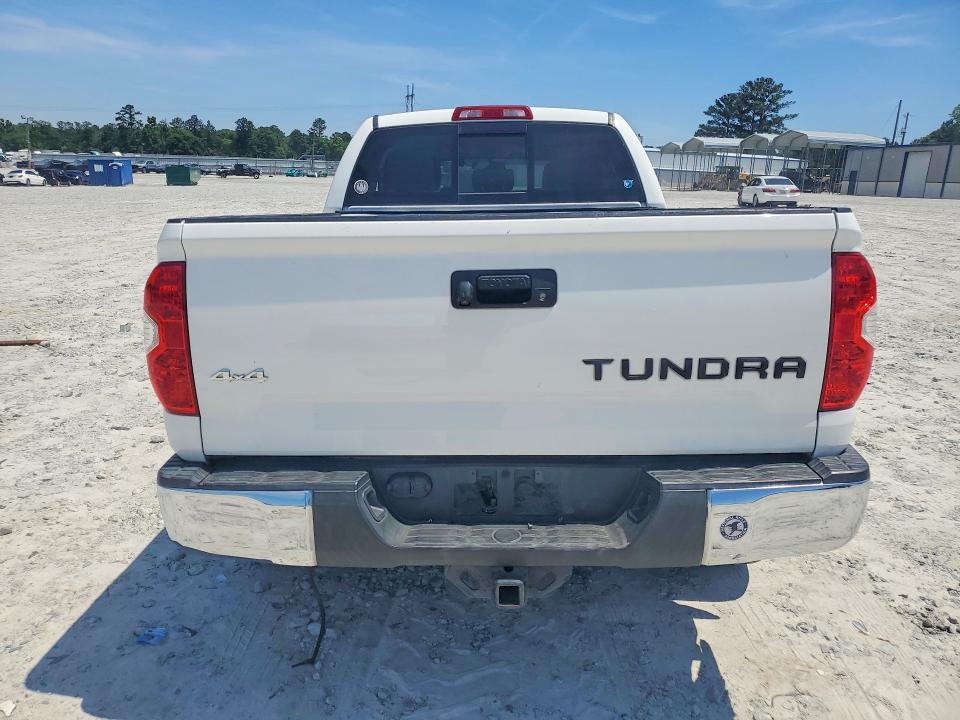 2015 Toyota Tundra SR5