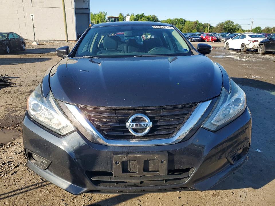 2016 Nissan Altima 2.5 sv