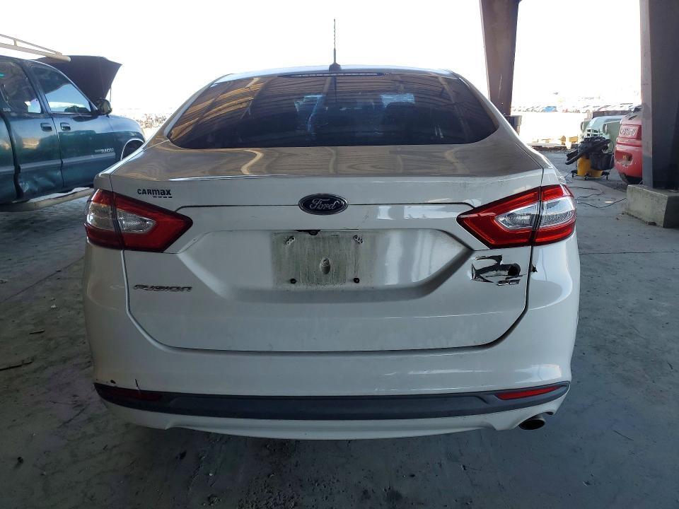2015 Ford Fusion se