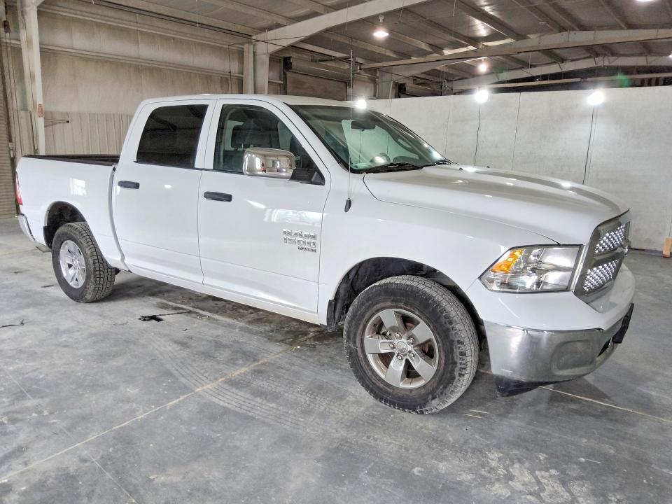 2022 Dodge Ram 1500 Classic slt