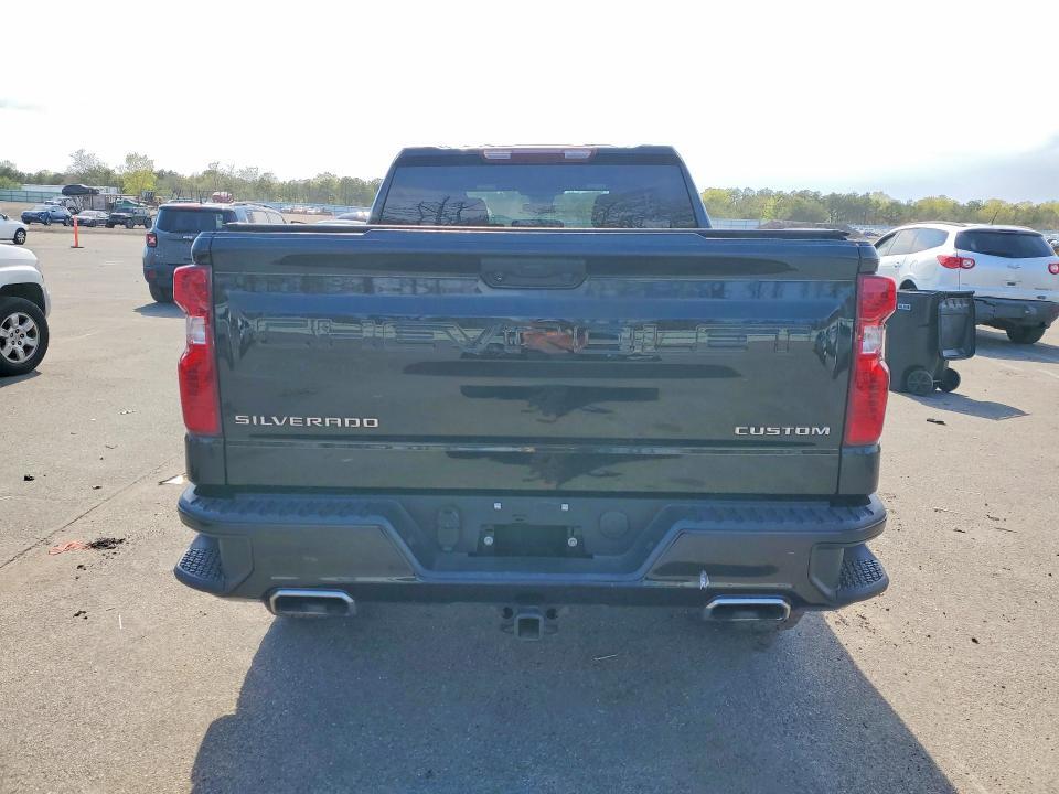 2022 Chevrolet Silverado K1500 Trail Boss Custom