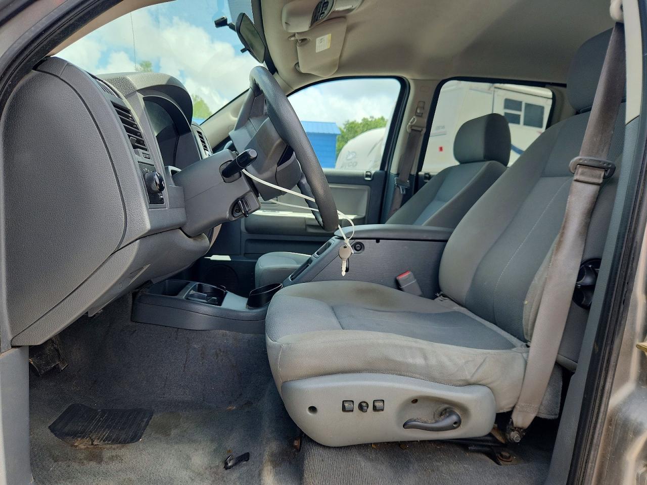 2006 Dodge Dakota Quad SLT