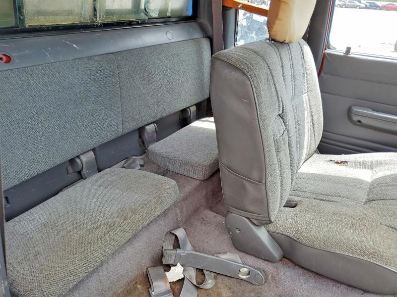 1989 Toyota Pickup Deluxe