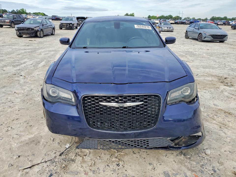 2015 Chrysler 300 s