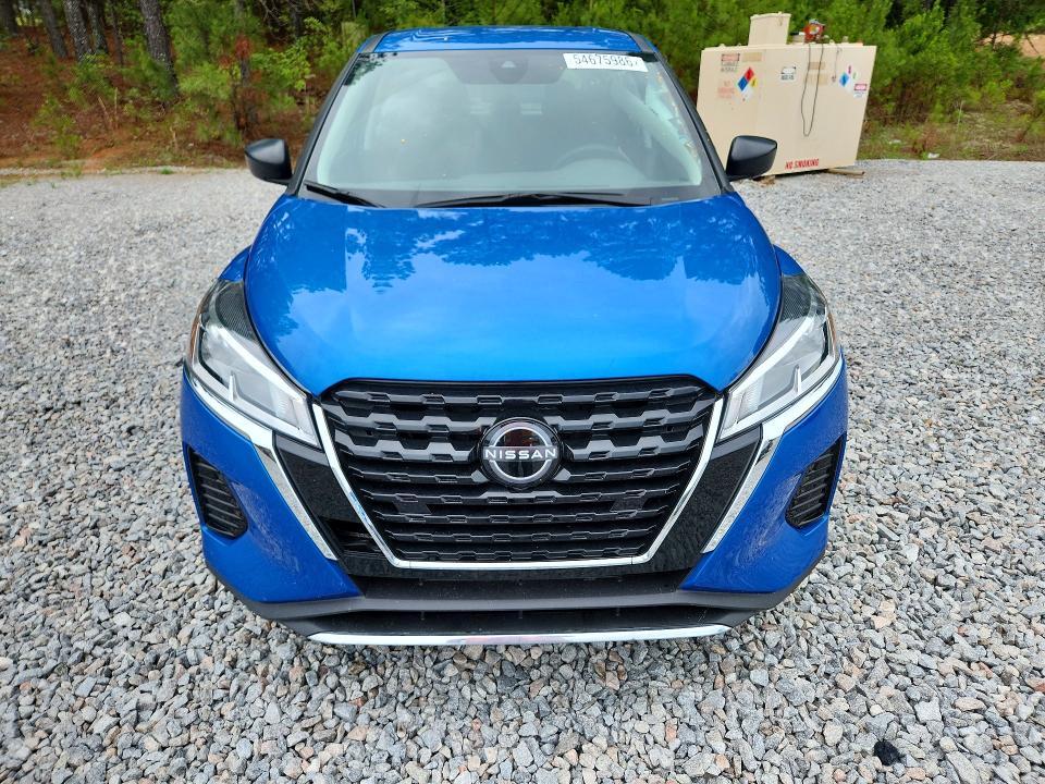 2025 Nissan Kicks Play s