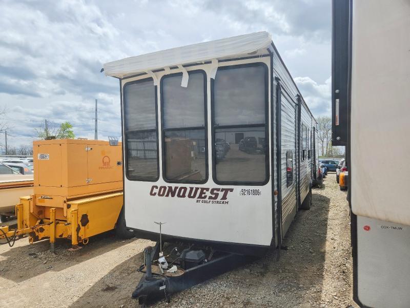 2014 Gulf Stream Conquest Camper