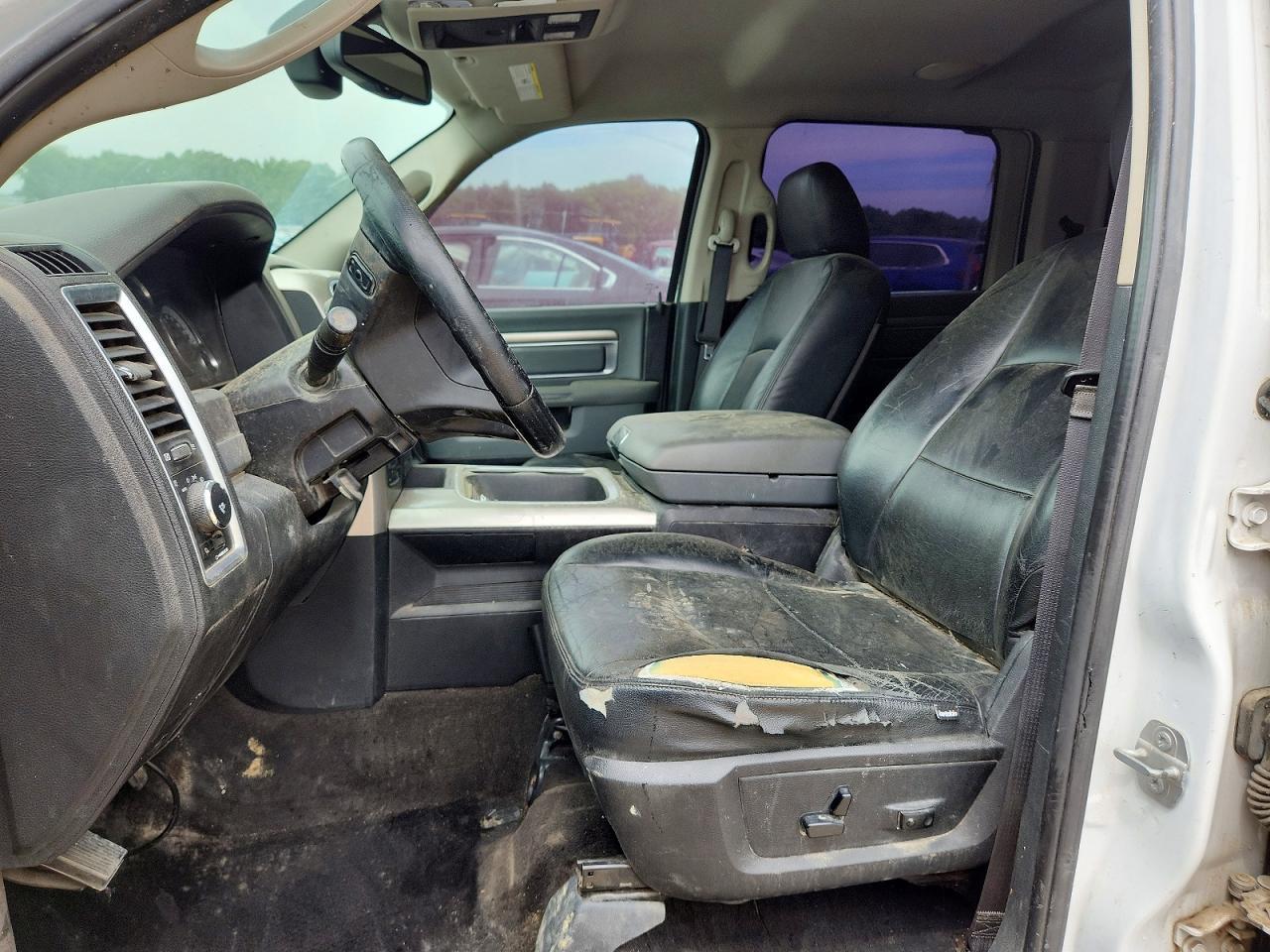 2016 Dodge RAM 1500 SLT
