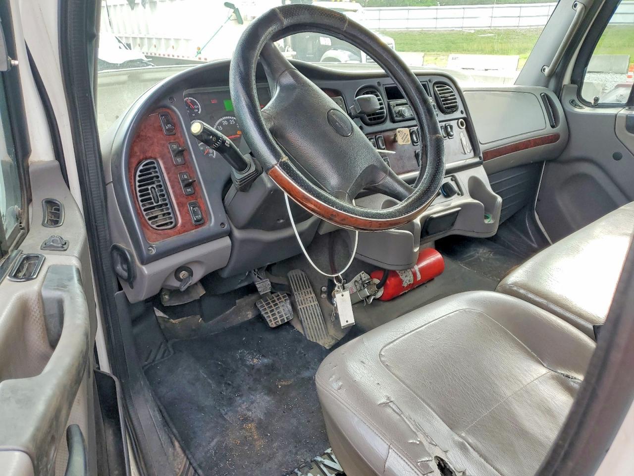 2016 Freightliner M2 106 Medium Duty