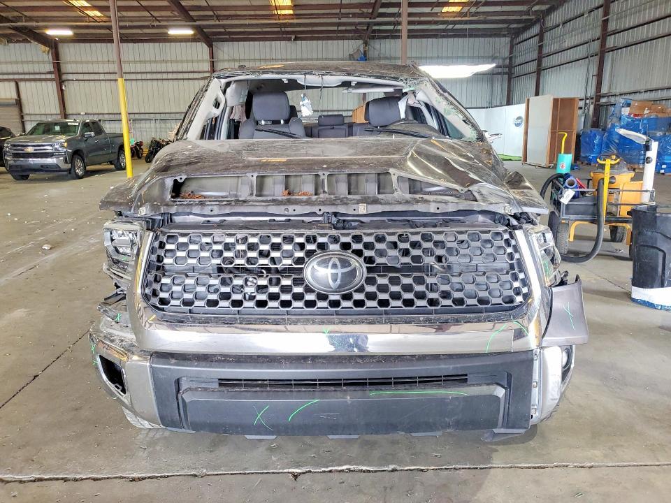 2018 Toyota Tundra Crewmax SR5