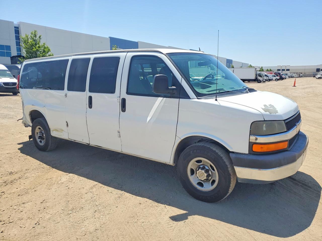 2013 Chevrolet Express G3500 LS