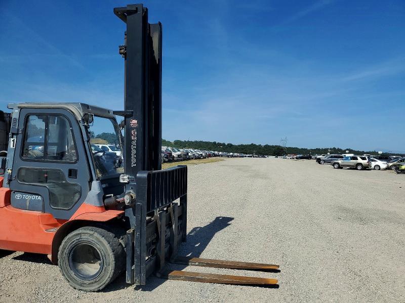 2009 Toyota 7FGAU50 Forklift