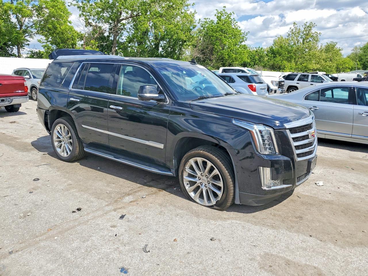 2019 Cadillac Escalade Luxury