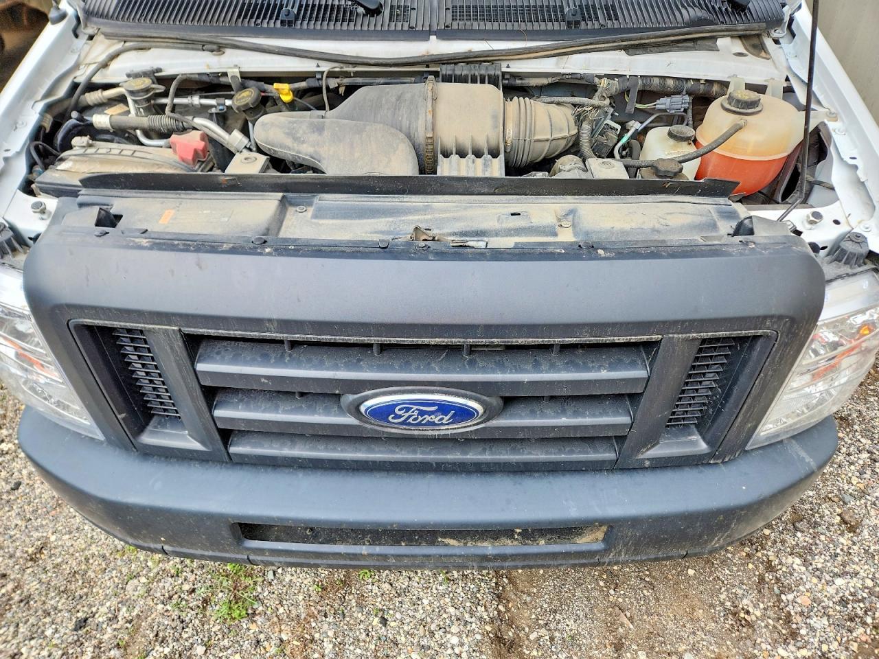 2018 Ford Econoline E350 Super Duty Cutaway Van