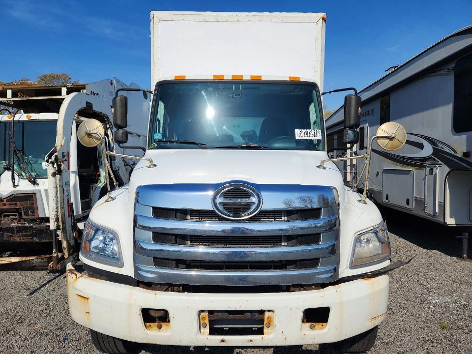 2017 Hino 258/268 BOX Truck
