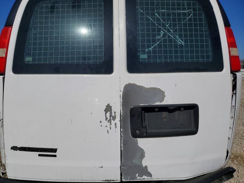 2013 Chev Express G2500