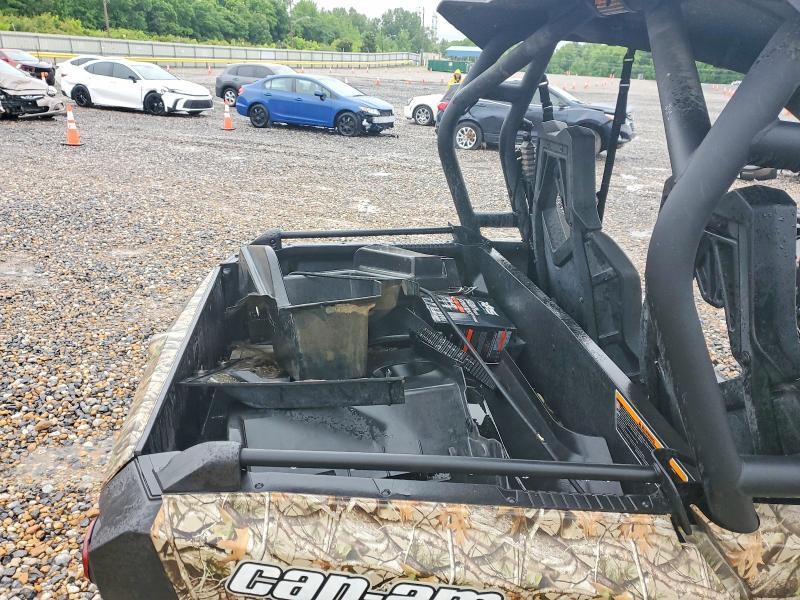 2014 Can-Am Commander Utility Vehicle