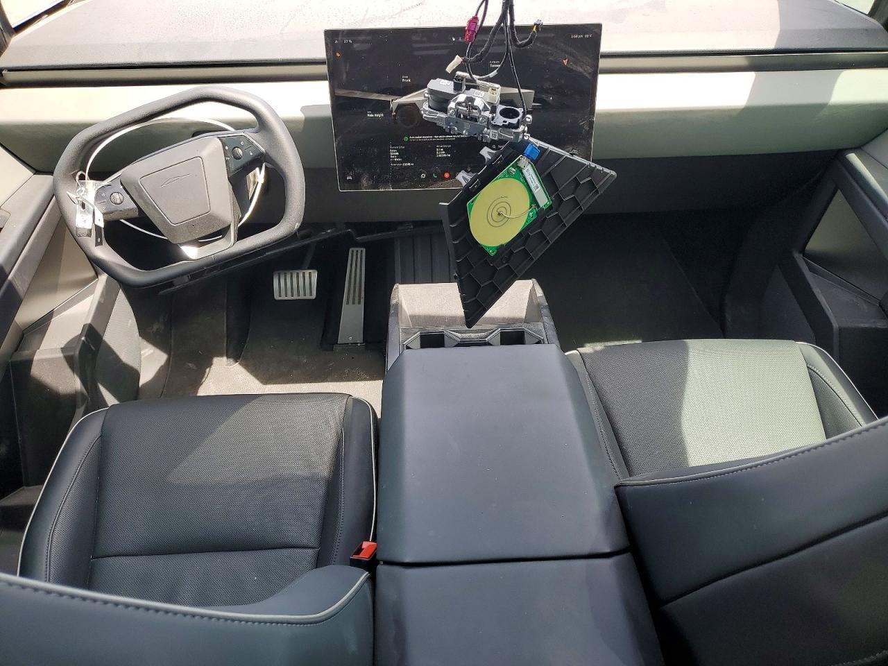 2024 Tesla Cybertruck