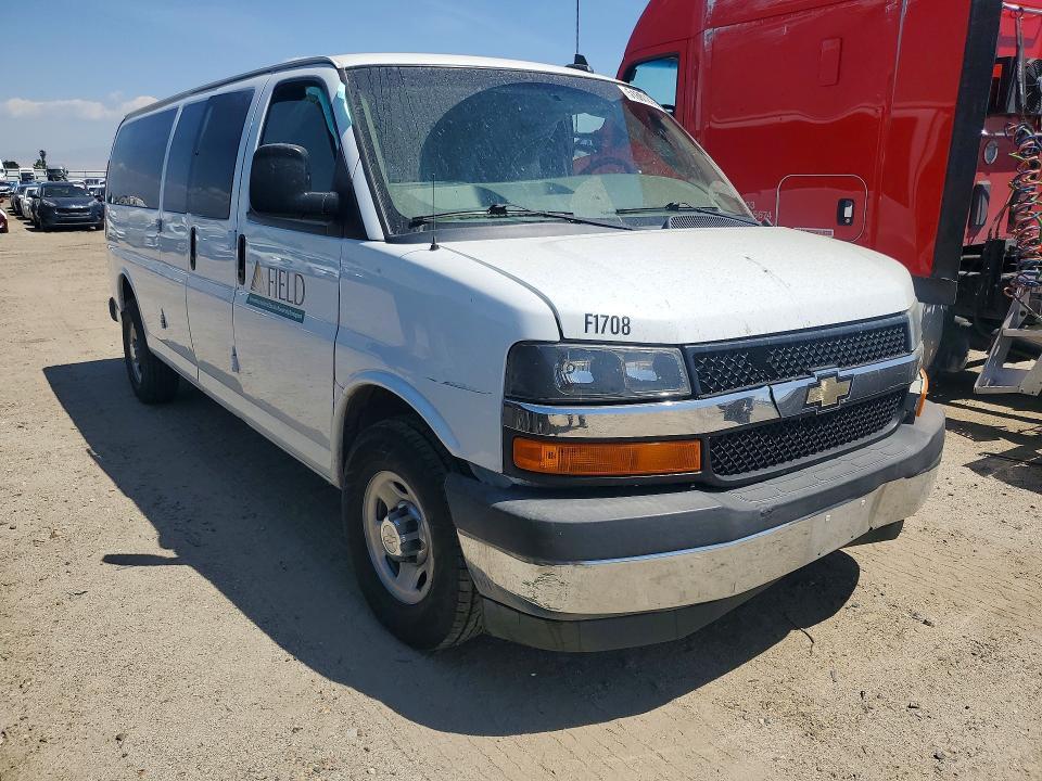 2017 Chevrolet Express G3500 LT