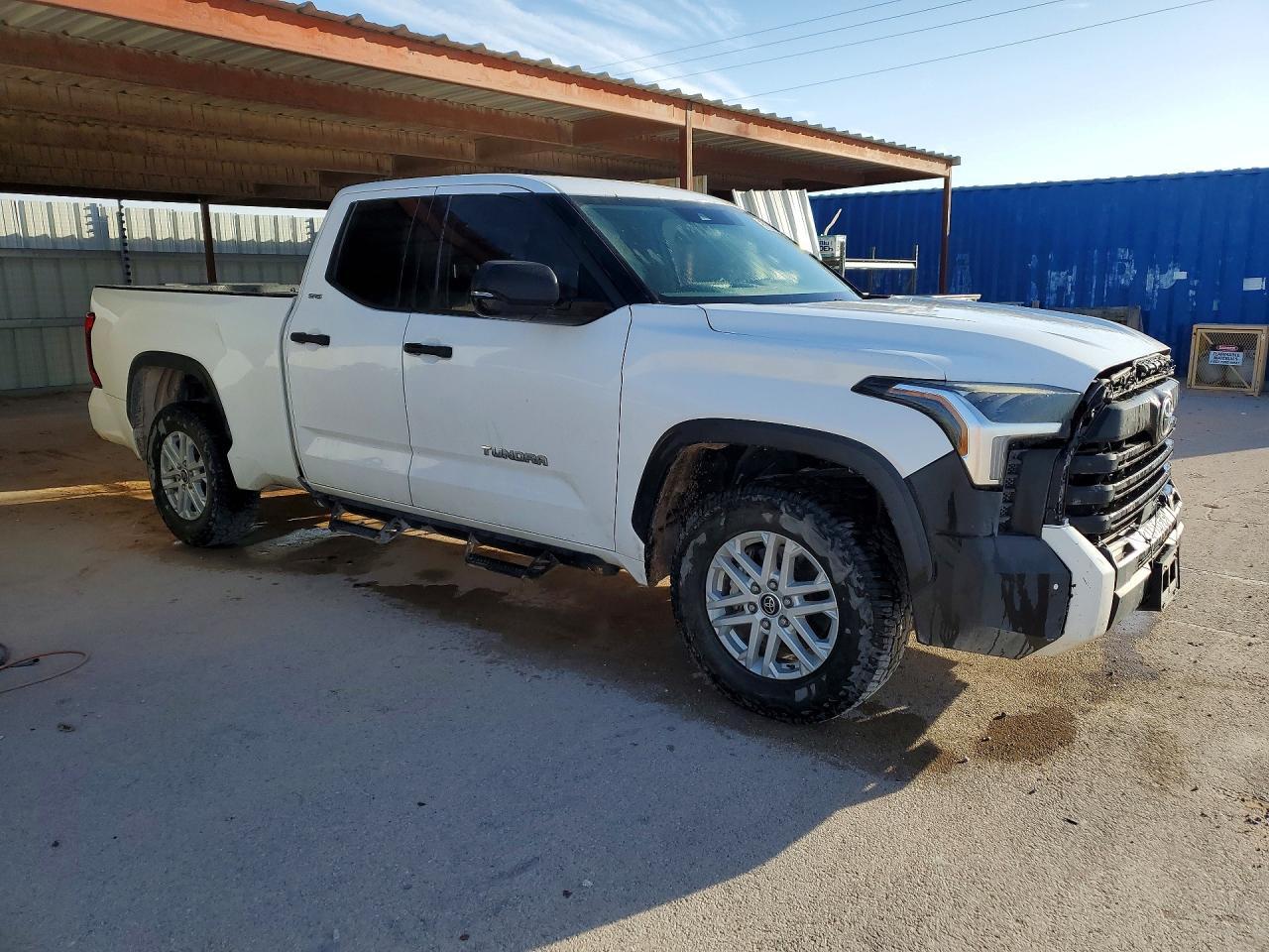 2022 Toyota Tundra SR5