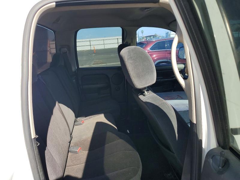 2004 Dodge RAM 1500 ST