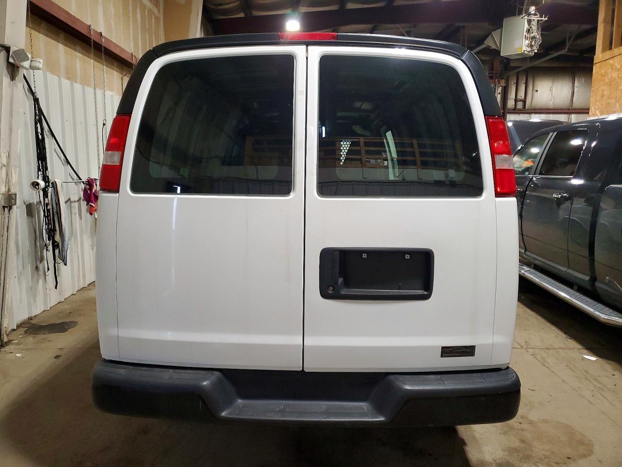 2016 GMC Savana G3500