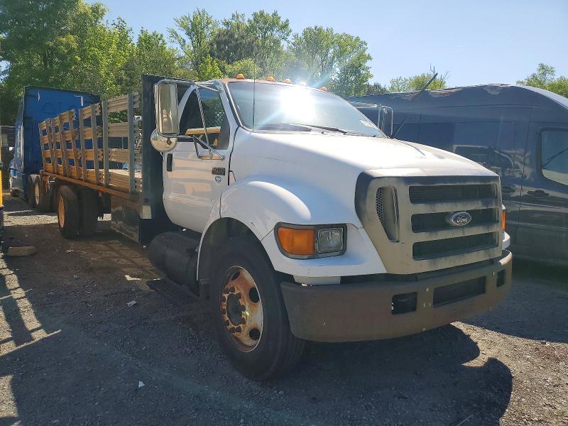 2004 Ford F650 Super Duty