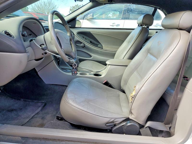 2004 Ford Mustang