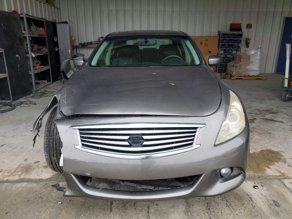 2011 Infiniti G25 Sedan x