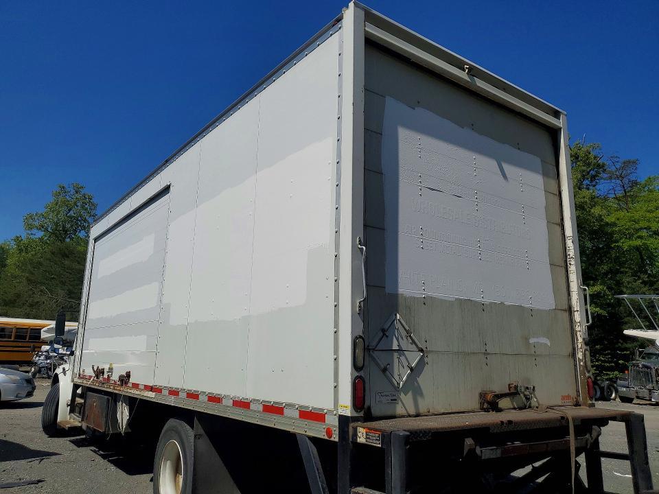 2015 Freightliner Business Class M2 BOX Truck