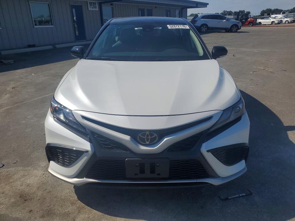 2023 Toyt Camry