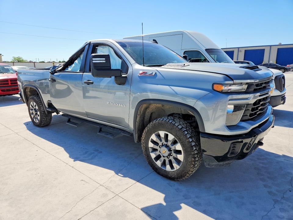2024 Chevrolet Silverado K2500 Custom