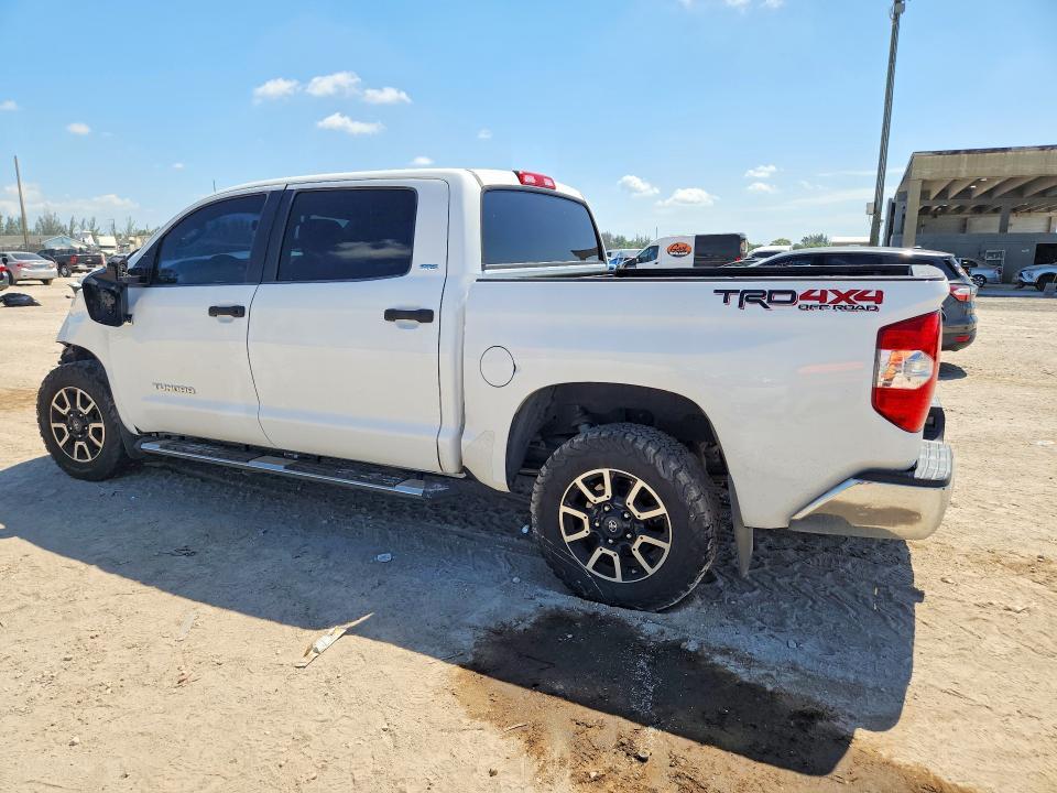 2017 Toyota Tundra SR5