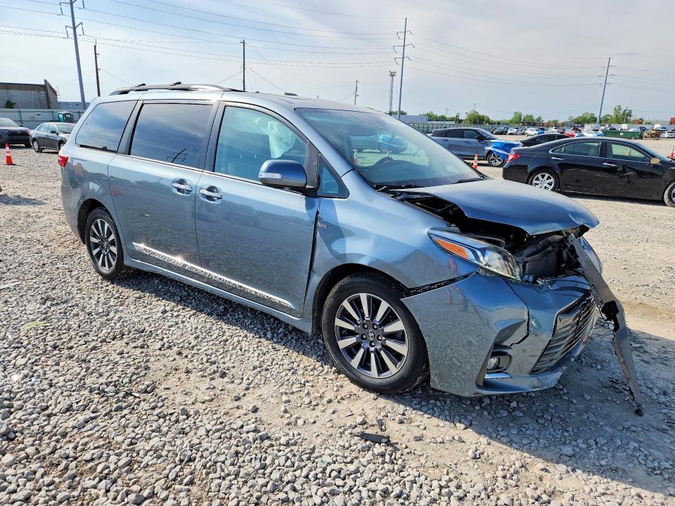 2020 Toyota Sienna Limited Premium 7-passenger