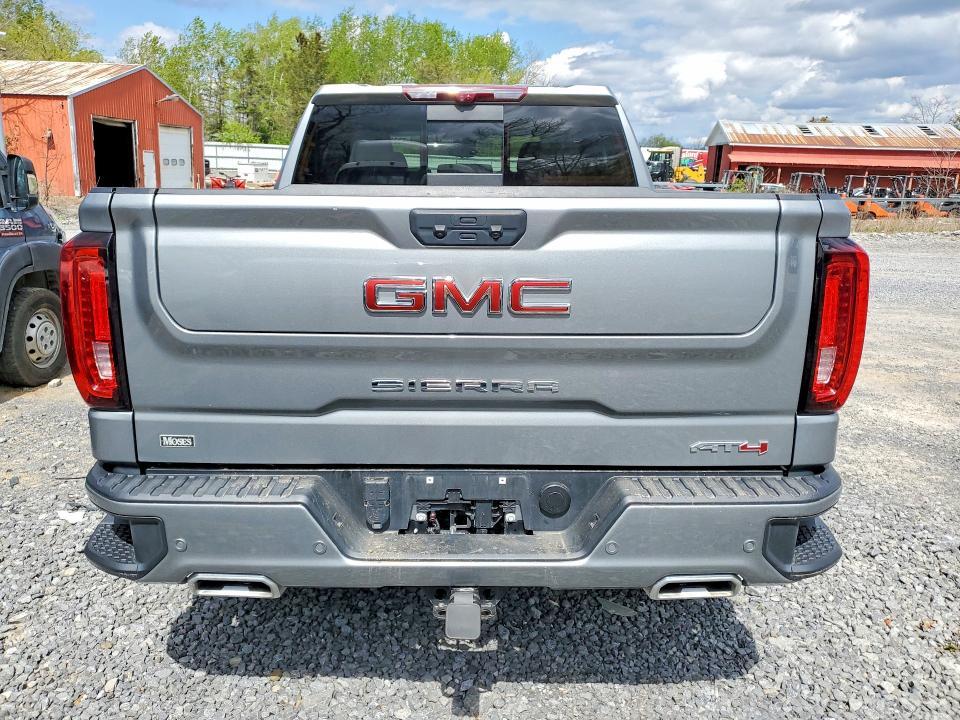 2024 GMC Sierra K1500 AT4
