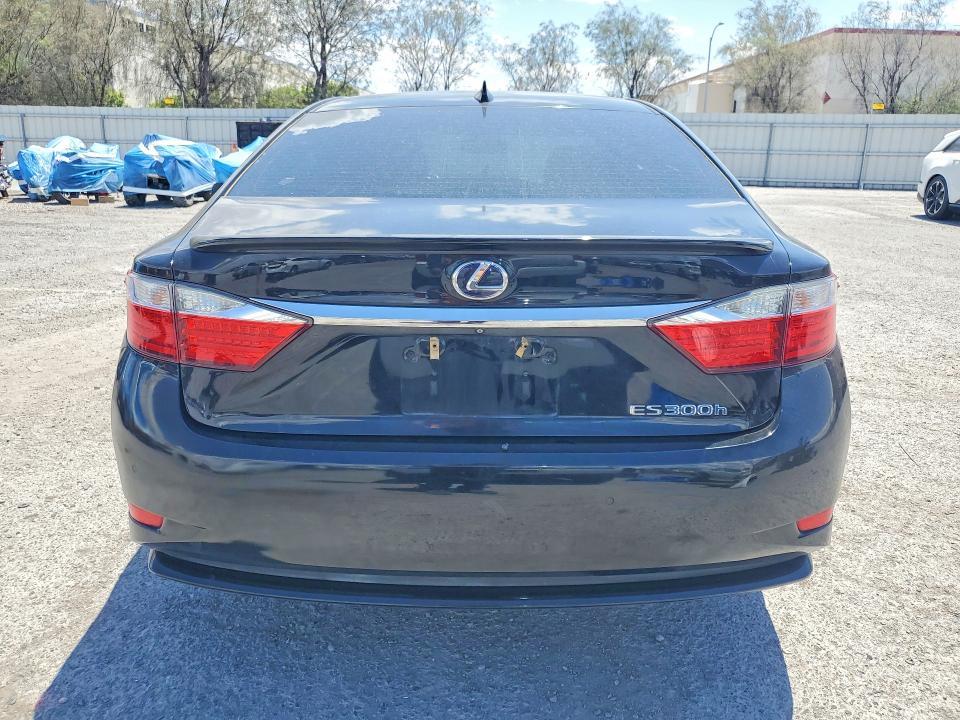 2015 Lexus Es 300h