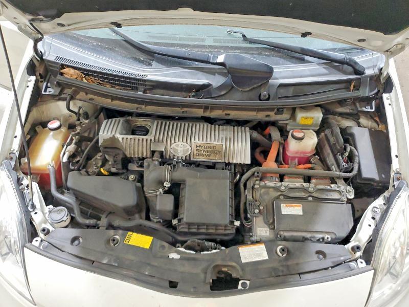 2015 Toyota Prius two