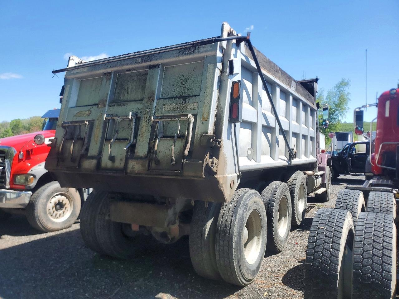 1999 Volv ACL