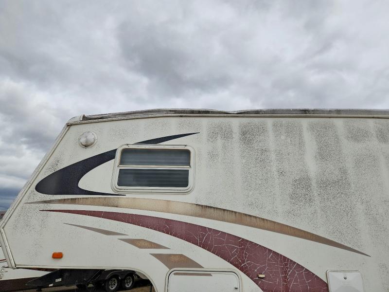 2004 Crossroads Recreational Vehicle (RV)