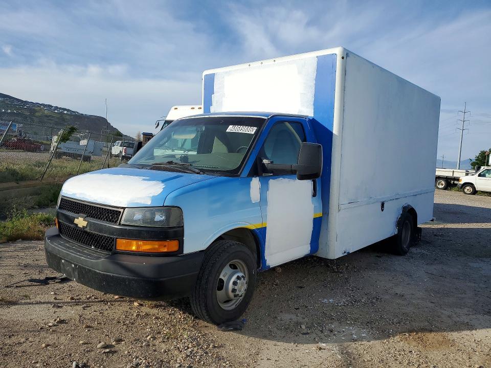 2018 Chevrolet Express BOX Truck