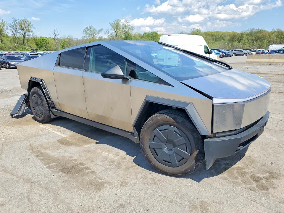 2024 Tesla Cybertruck