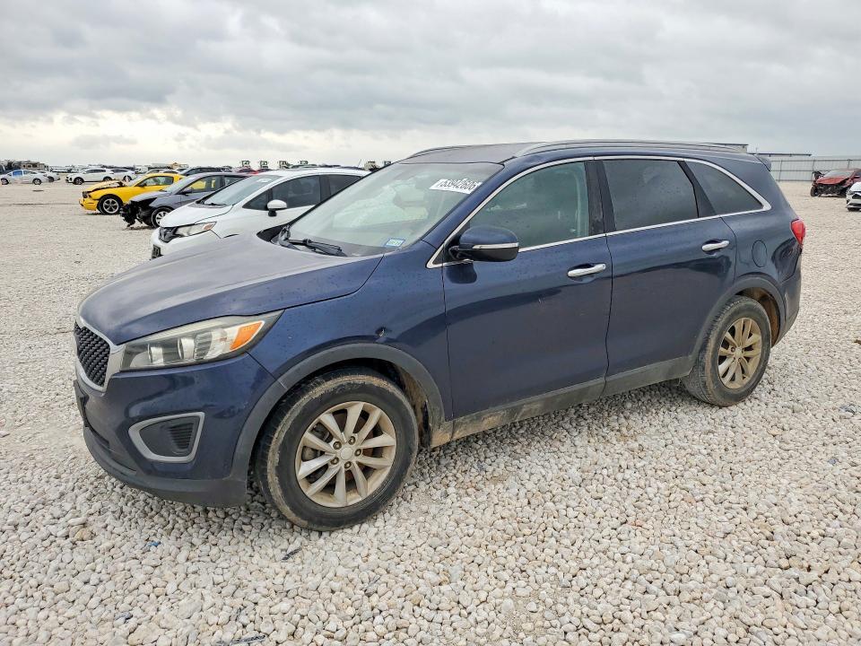 2016 KIA Sorento lx V6